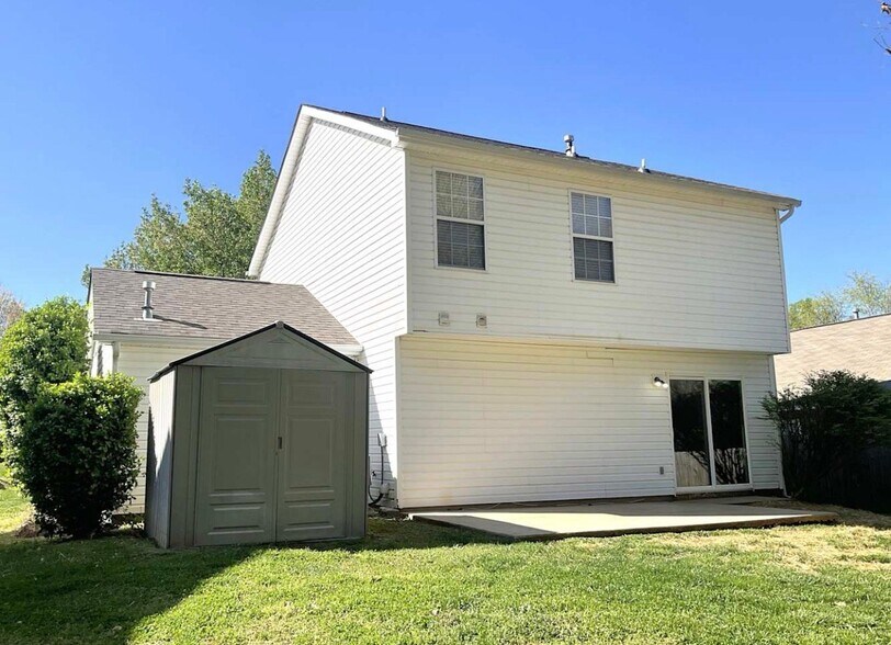 Building Photo - 10636 Greatford Ct