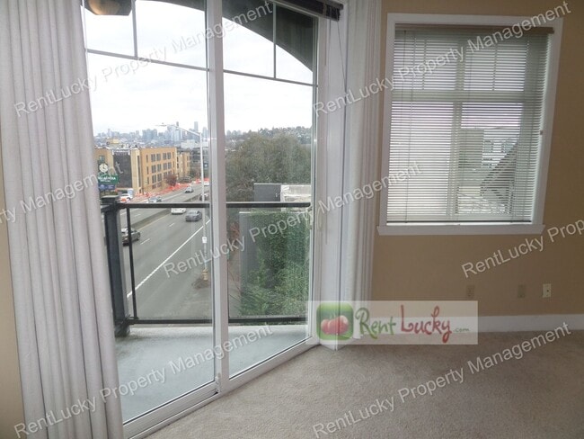 Building Photo - GREAT VIEWS! Lovely 2-Bedroom, 2 Bath Condo in Fantastic Fremont Area w/Garage Parking!!
