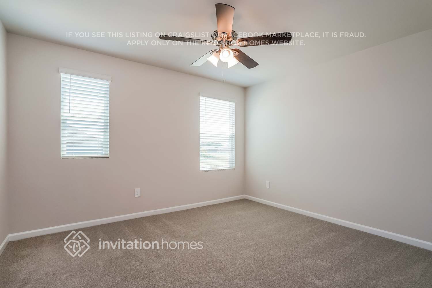 Building Photo - 559 White Birch Ln