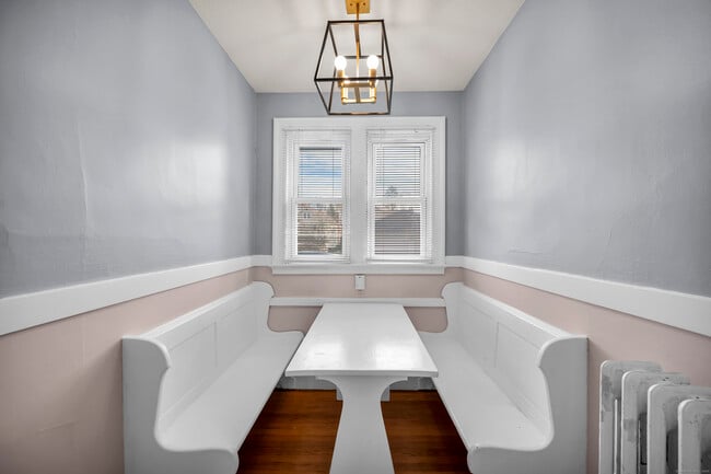 Building Photo - 108 Ardmore Rd