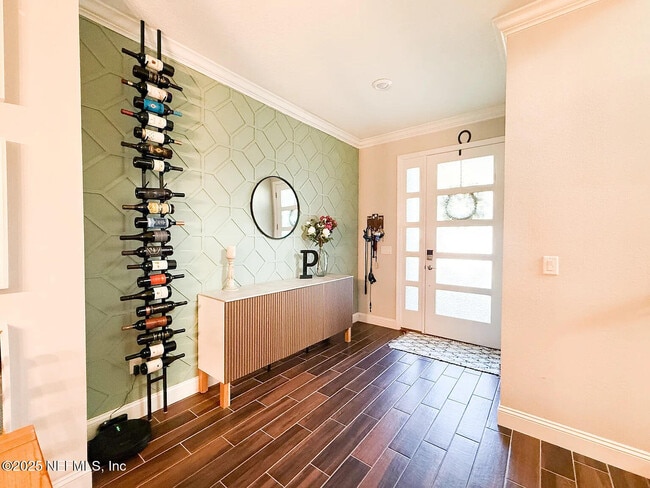 Building Photo - 2866 Montilla Dr