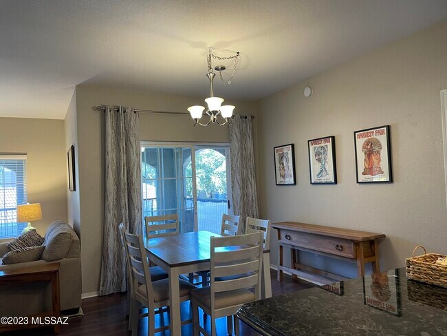 Building Photo - 1500 E Pusch Wilderness Dr