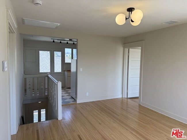 Building Photo - 130 S Ave 63