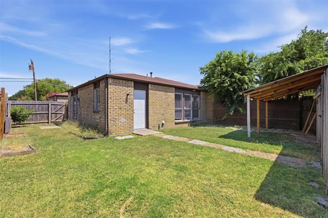 Building Photo - 1203 Custer Rd