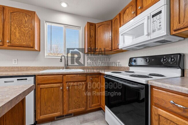 Building Photo - 5085 Tabor Lane