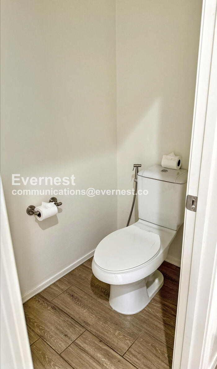 Building Photo - 10667 W Filbert St