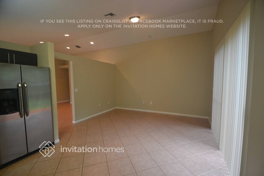 Building Photo - 1457 NW 156th Ave