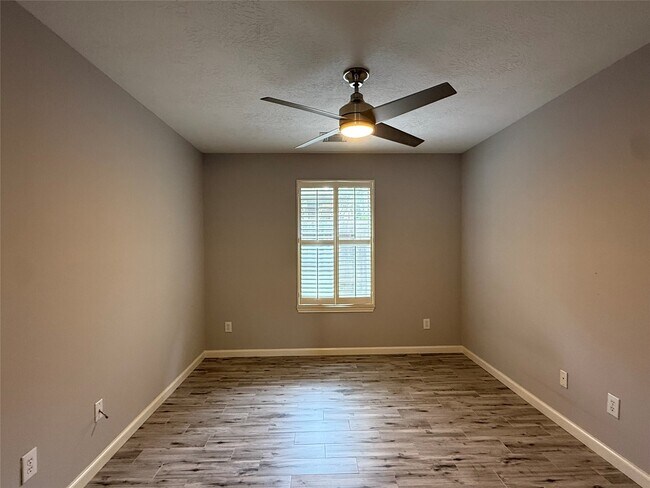 Building Photo - 3519 Pedernales Trails Ln