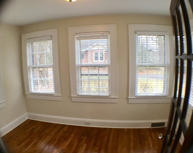 Building Photo - Coming Soon! Great 3BR/2BA brick home, wal...