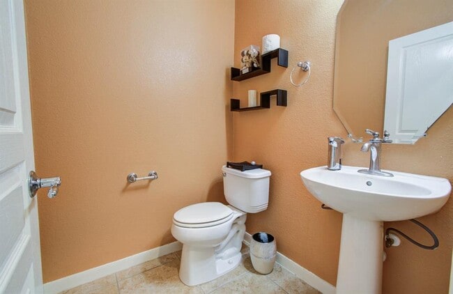 Building Photo - 25314 Celtic Terrace Dr