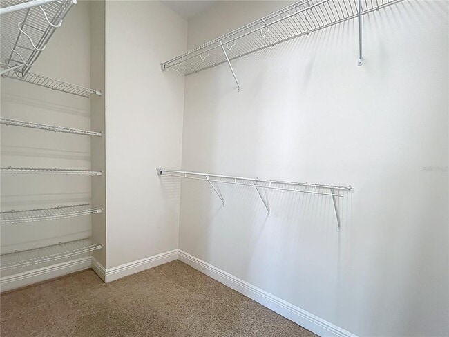 Building Photo - 561 Scotia Pl