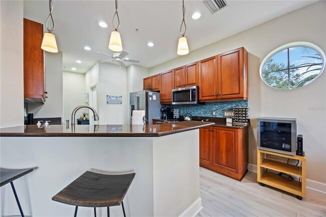 Building Photo - 5290 Descanso Ct