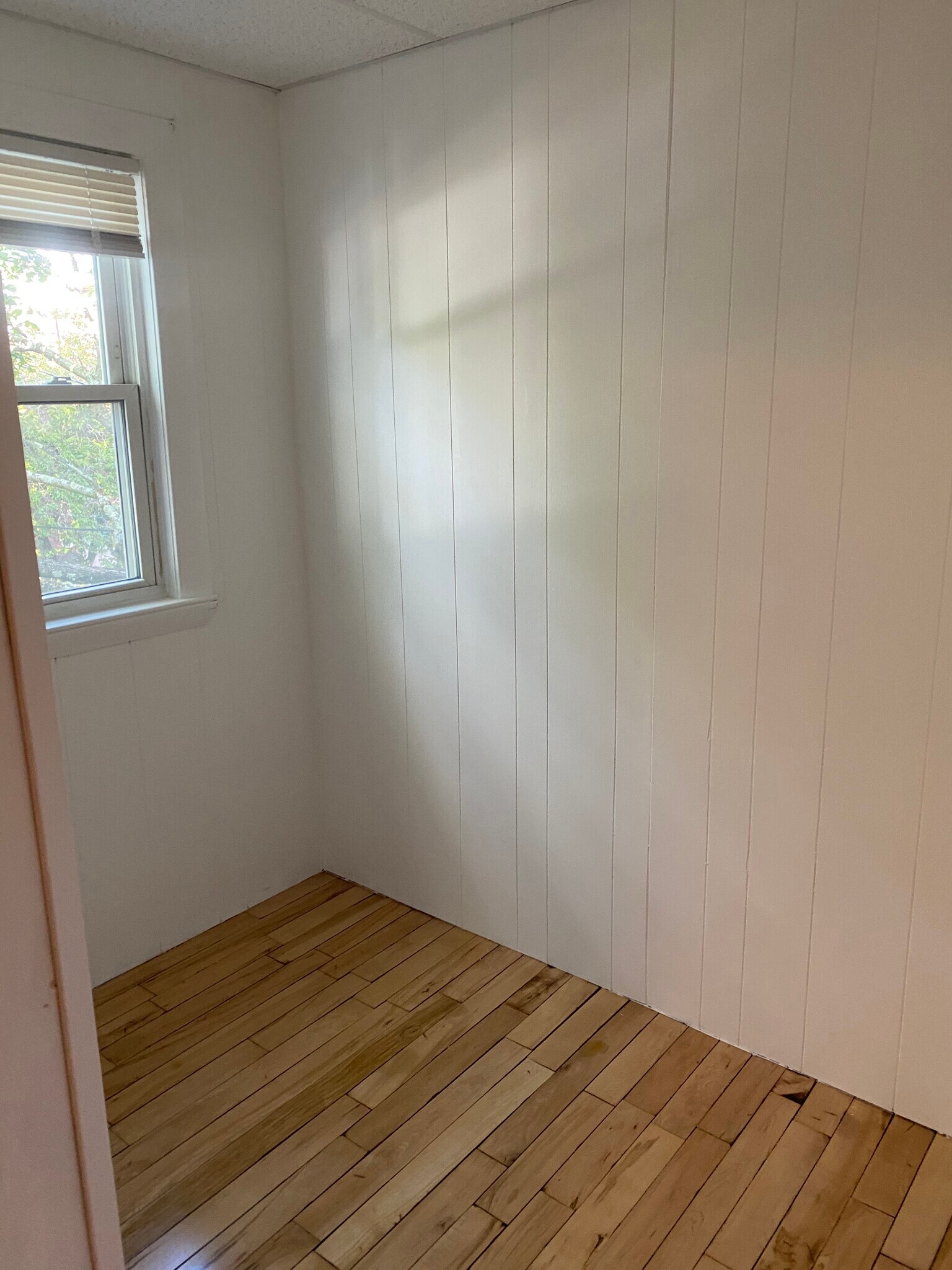 Building Photo - 114 Thorndike St