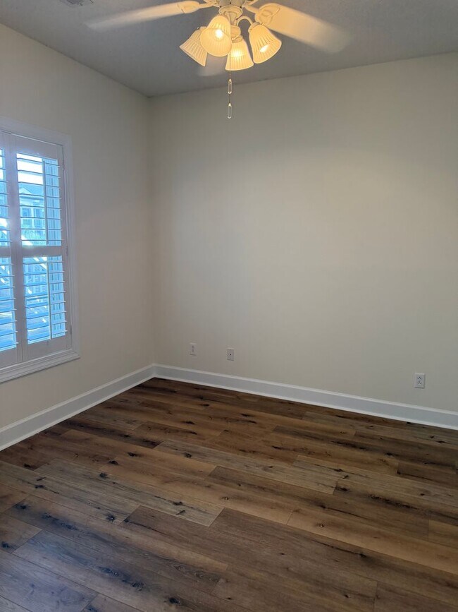 Building Photo - Spacious 3-Bedroom, 2-Bath Condo in Magnolia North at Myrtlewood with Golf Course Views!