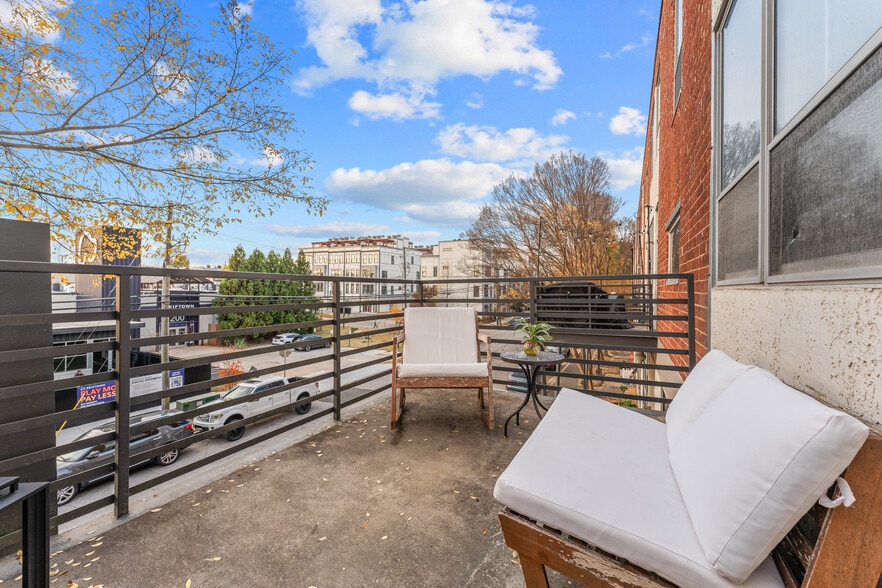 Building Photo - 195 Arizona Ave NE