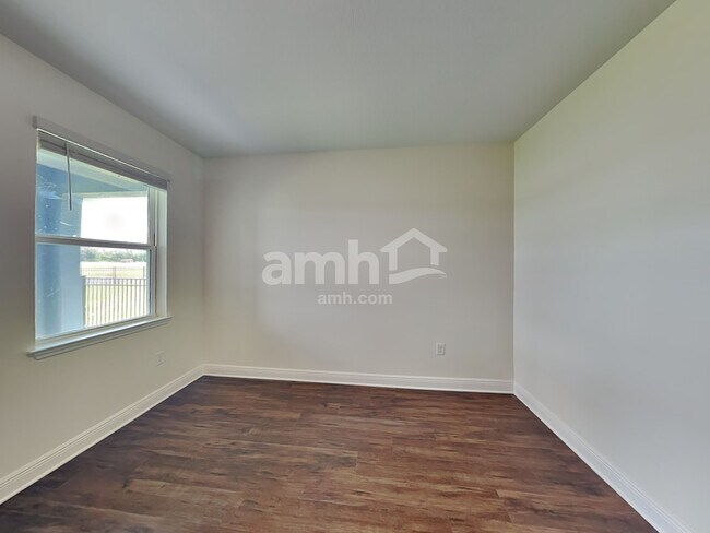 Building Photo - 14621 Cedar ml dr