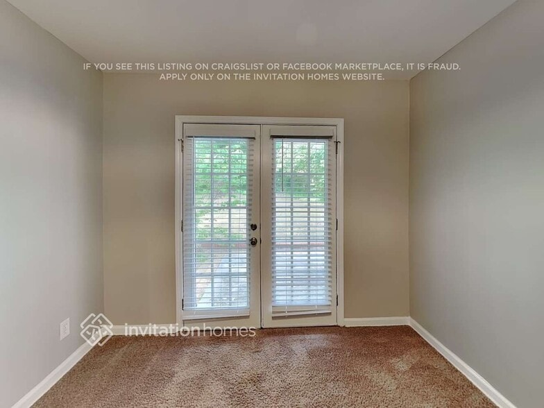 Building Photo - 2813 Rainbow Forest Dr