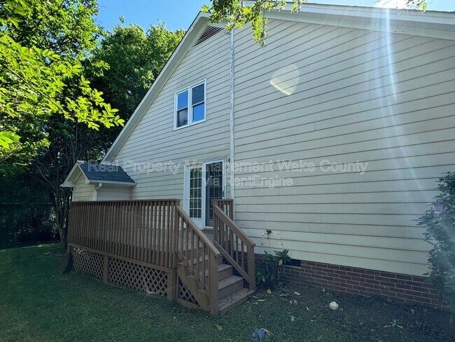 Building Photo - 4328 Bartholomew Cir