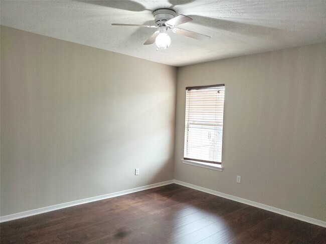 Building Photo - 18819 Knobby Oaks Pl