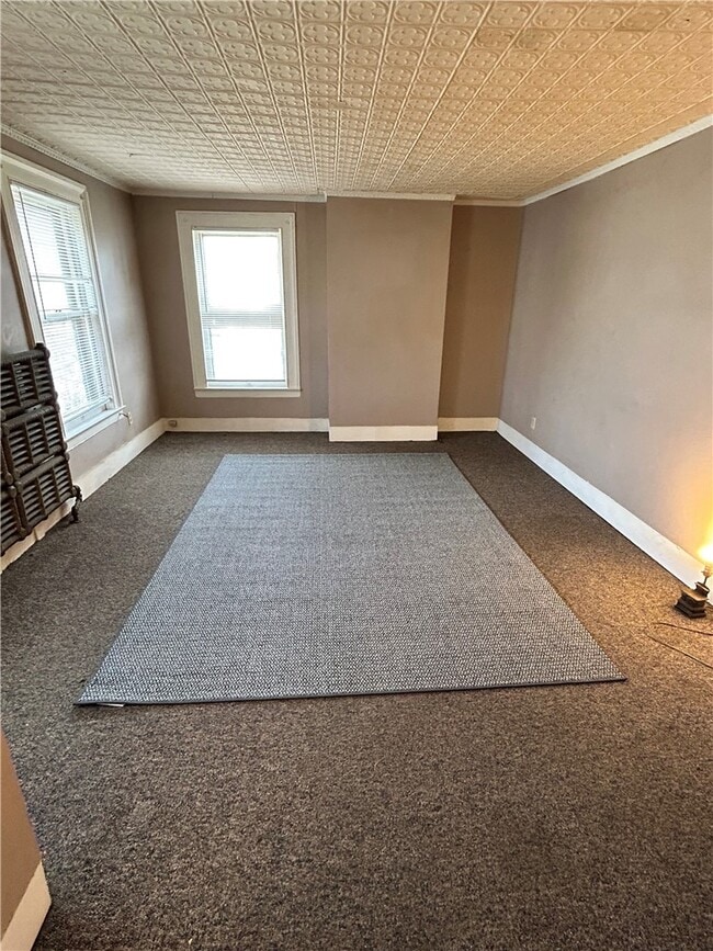 Building Photo - 132 E Chemung Pl