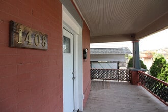 Building Photo - 1408 Arizona Ave