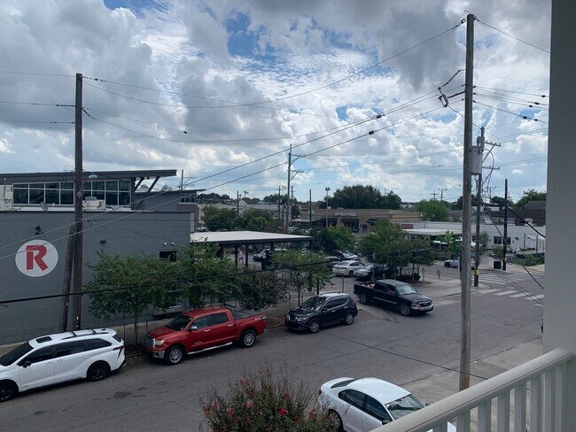 Building Photo - 2512 Valence St