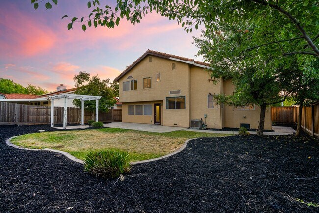 Building Photo - 1451 Lorimer Way