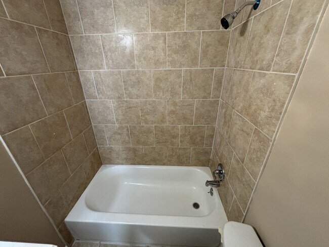 Building Photo - 5122 Pickett Cove