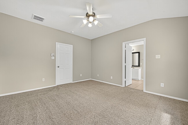 Building Photo - 110 N Burberry Park Cir