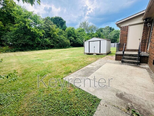 Building Photo - 11629 S Williamsburg Dr