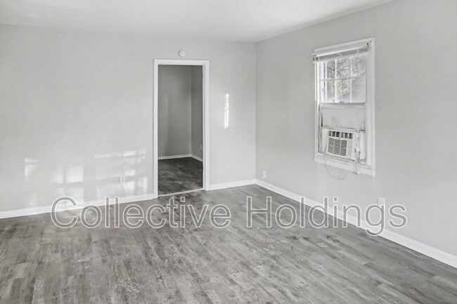 Building Photo - 7341 Rome Ave