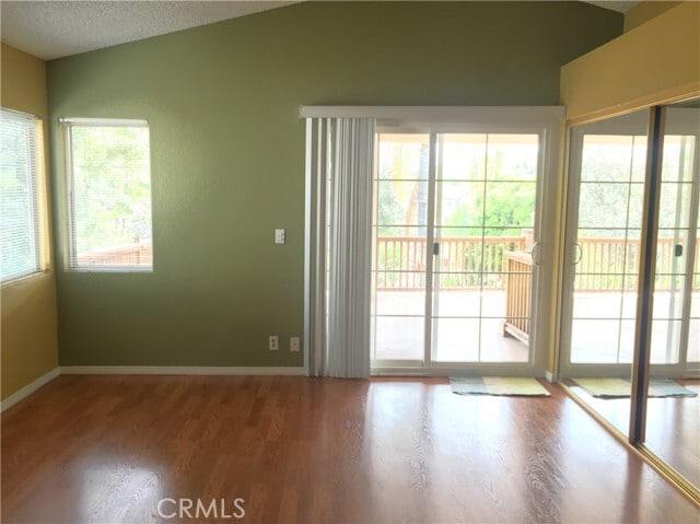 Building Photo - 1349 Crestmont Dr