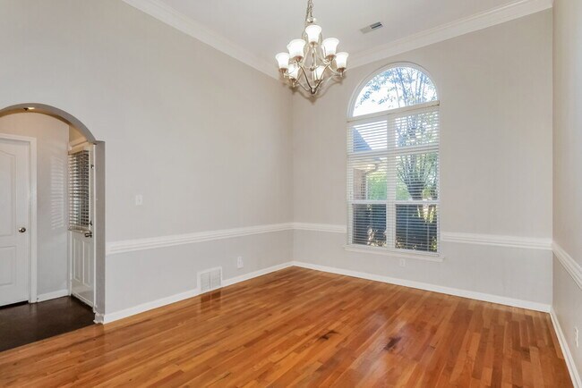 Building Photo - 7274 Busher Dr