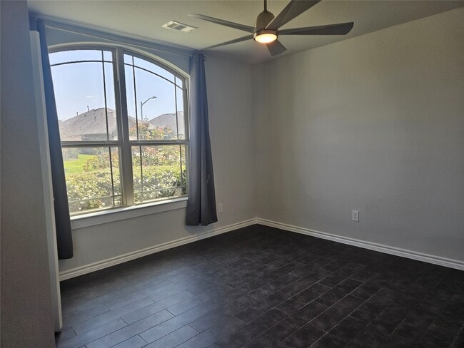 Building Photo - 2833 Bretton Woods Dr