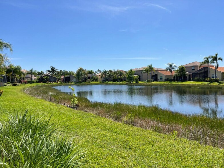Building Photo - 10298 Barberry Ln