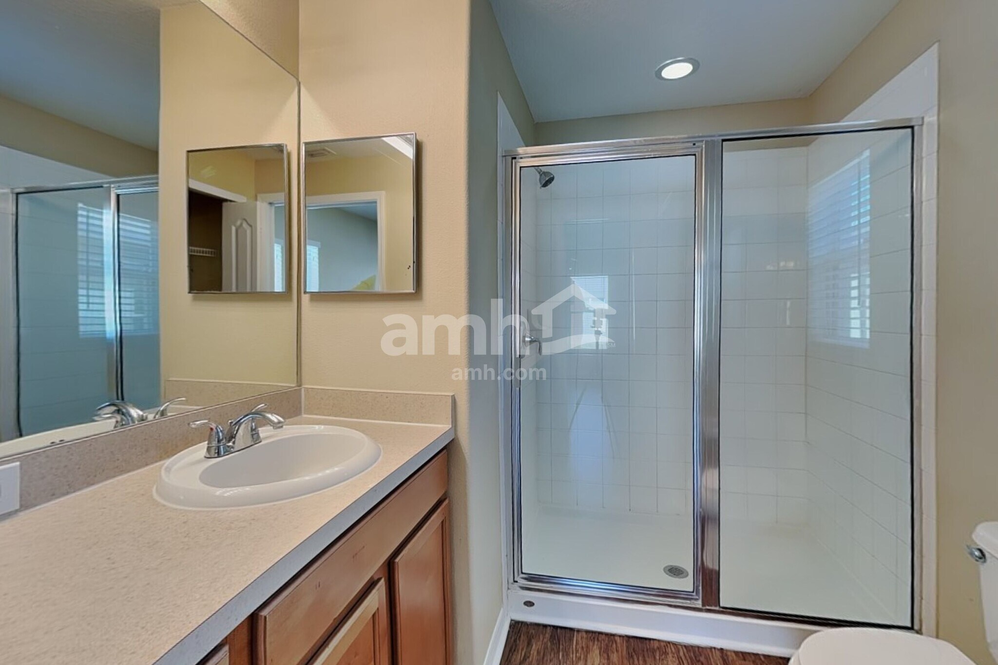 Building Photo - 15403 Quail Woods Pl