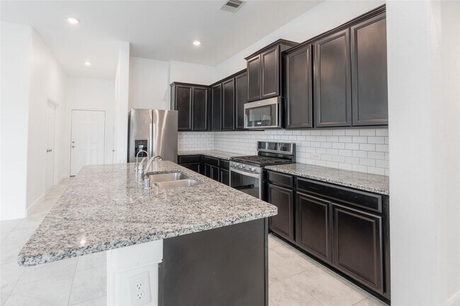Building Photo - 24207 Asher Hollow Ln