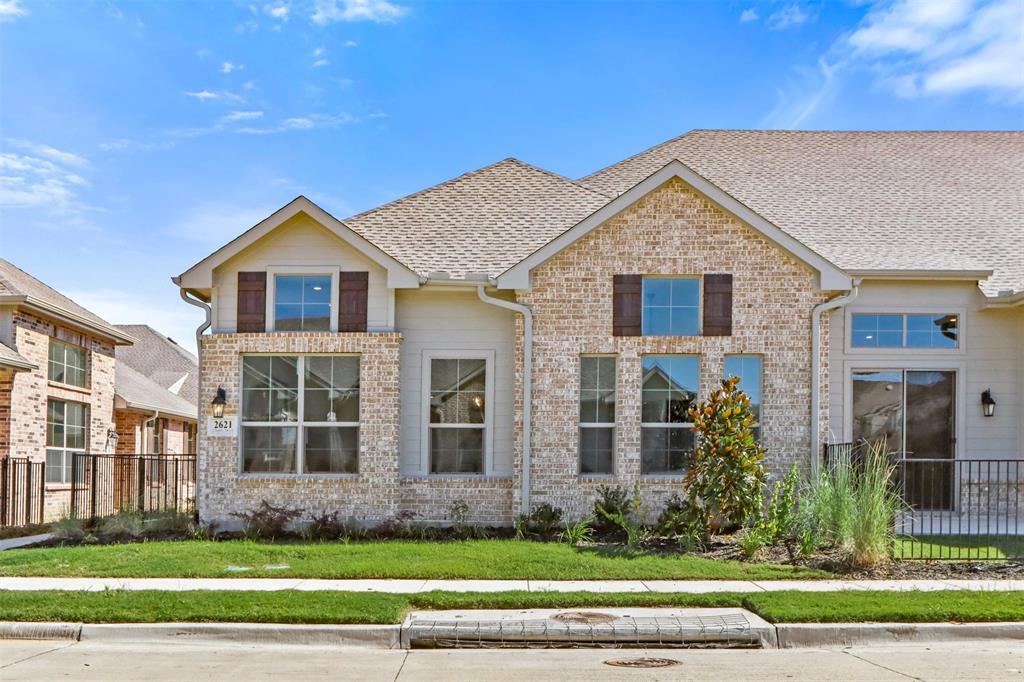 Building Photo - 2621 Chablis Dr