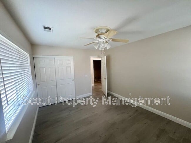 Building Photo - 33309 Morning View Dr