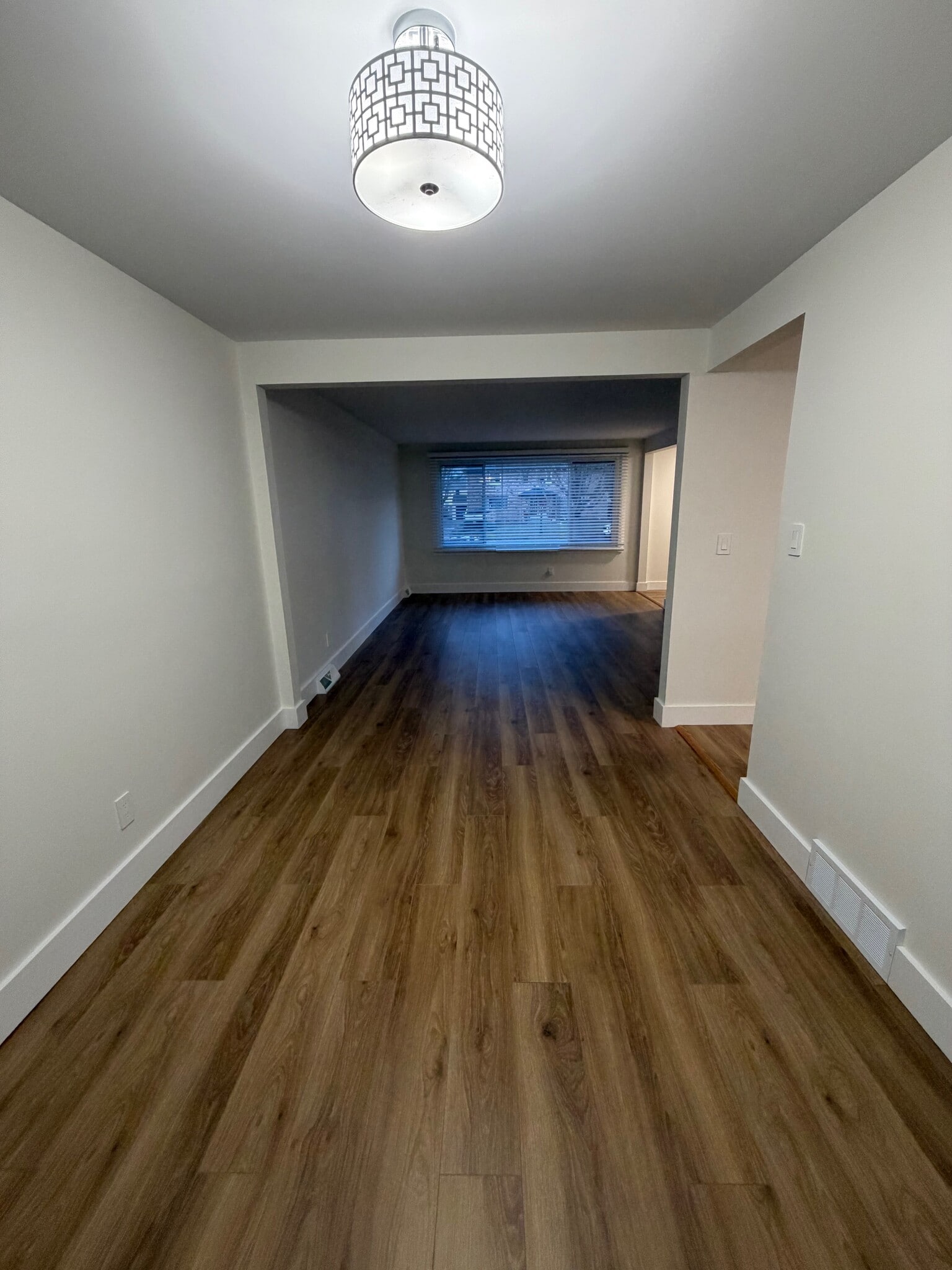 Dinning/Living room - 157 Marine Dr