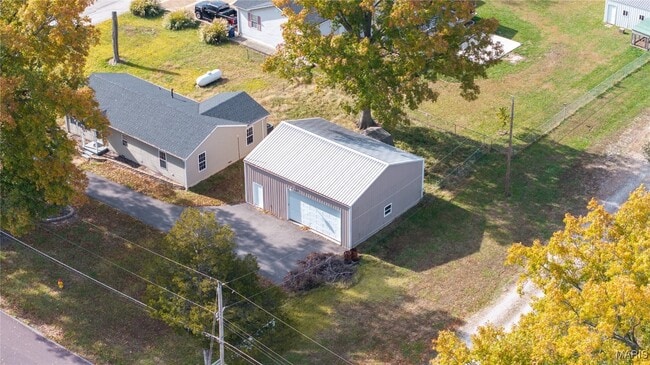 Building Photo - 6195 Cedar Springs Rd