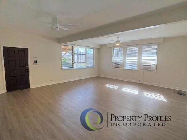 Building Photo - Kaimuki 3 Bedroom 2 Bath House