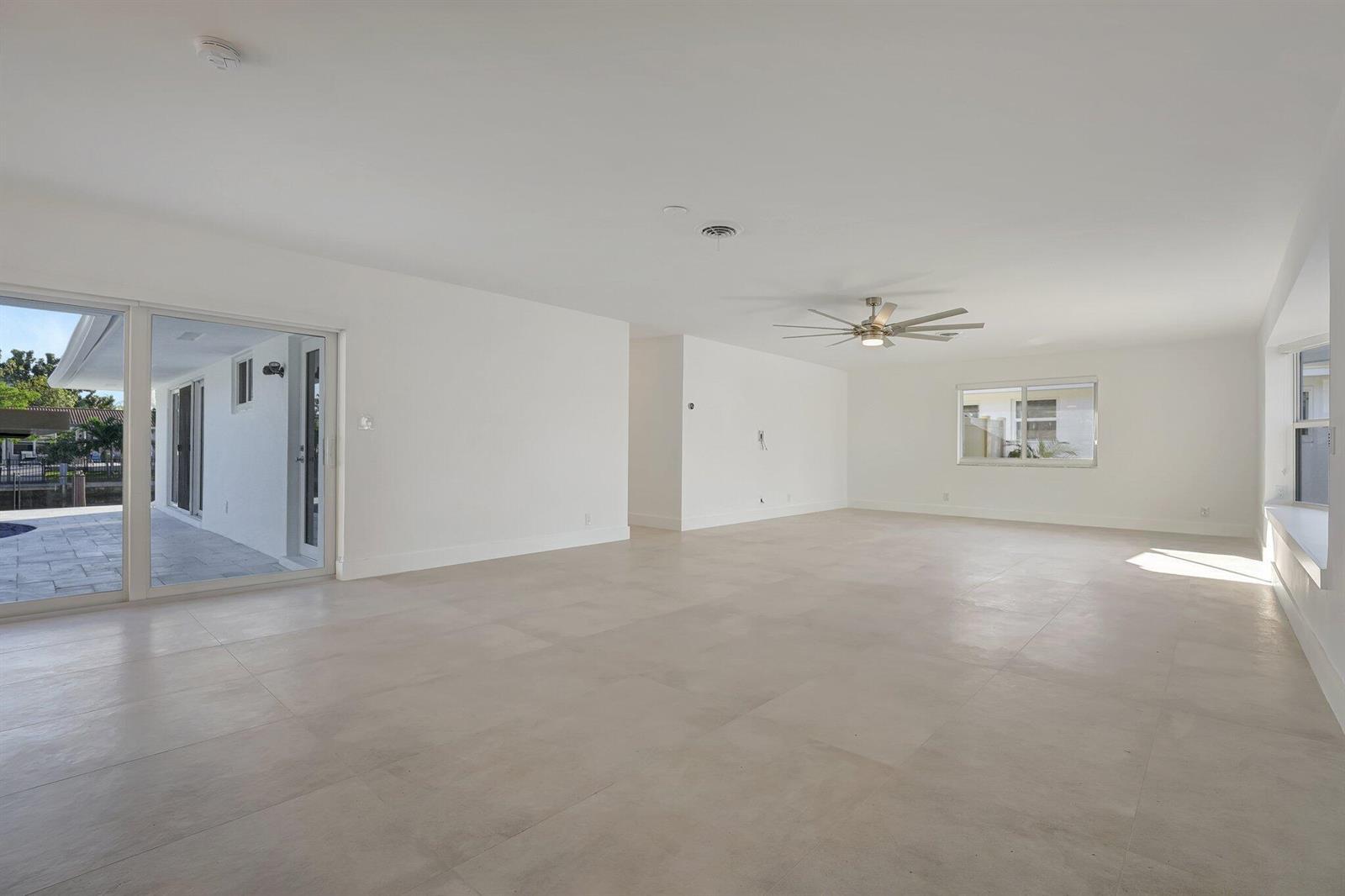 Building Photo - 1478 NE 57th Ct
