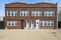 Building Photo - 5026 W Madison St