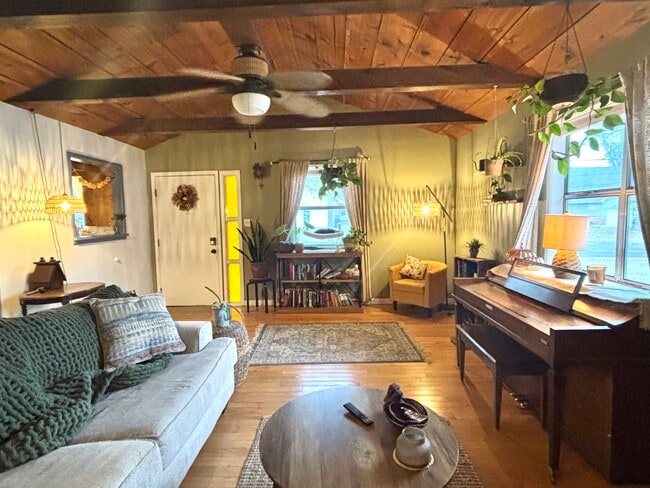 Building Photo - 805 Clinkscales Rd