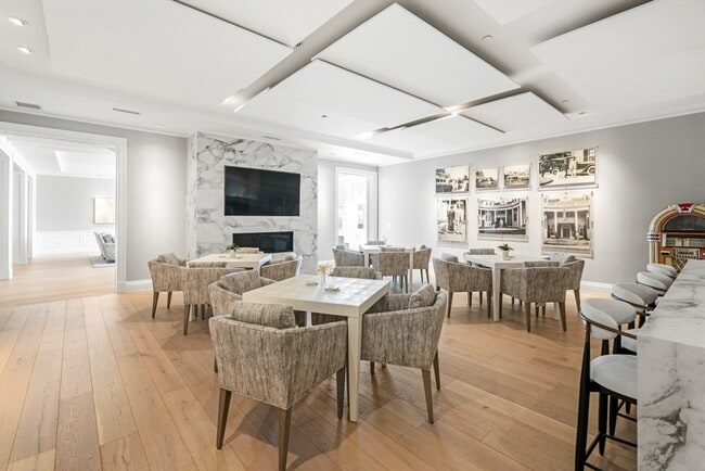 Building Photo - 35 Littles Point Rd