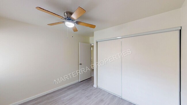 Building Photo - Beautiful 3 Bed/2 Bath Home in
