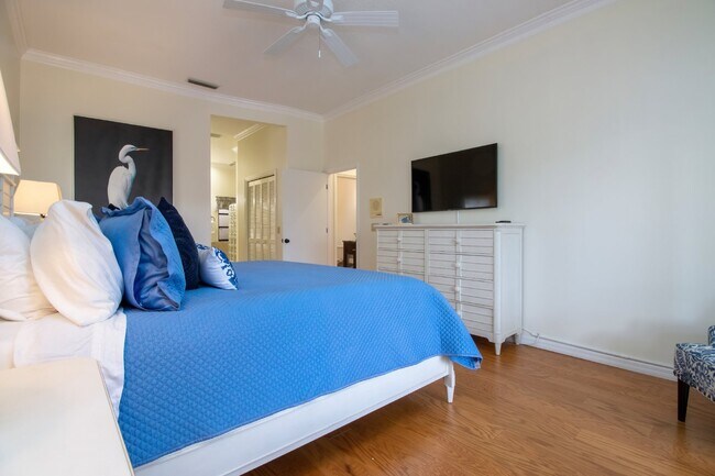 Building Photo - Palm Aire Fully Furnished Rental