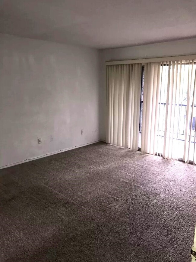 Building Photo - 3902 Coronation Ct