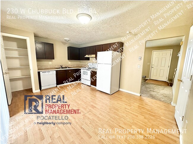 Building Photo - 230 W Chubbuck Rd